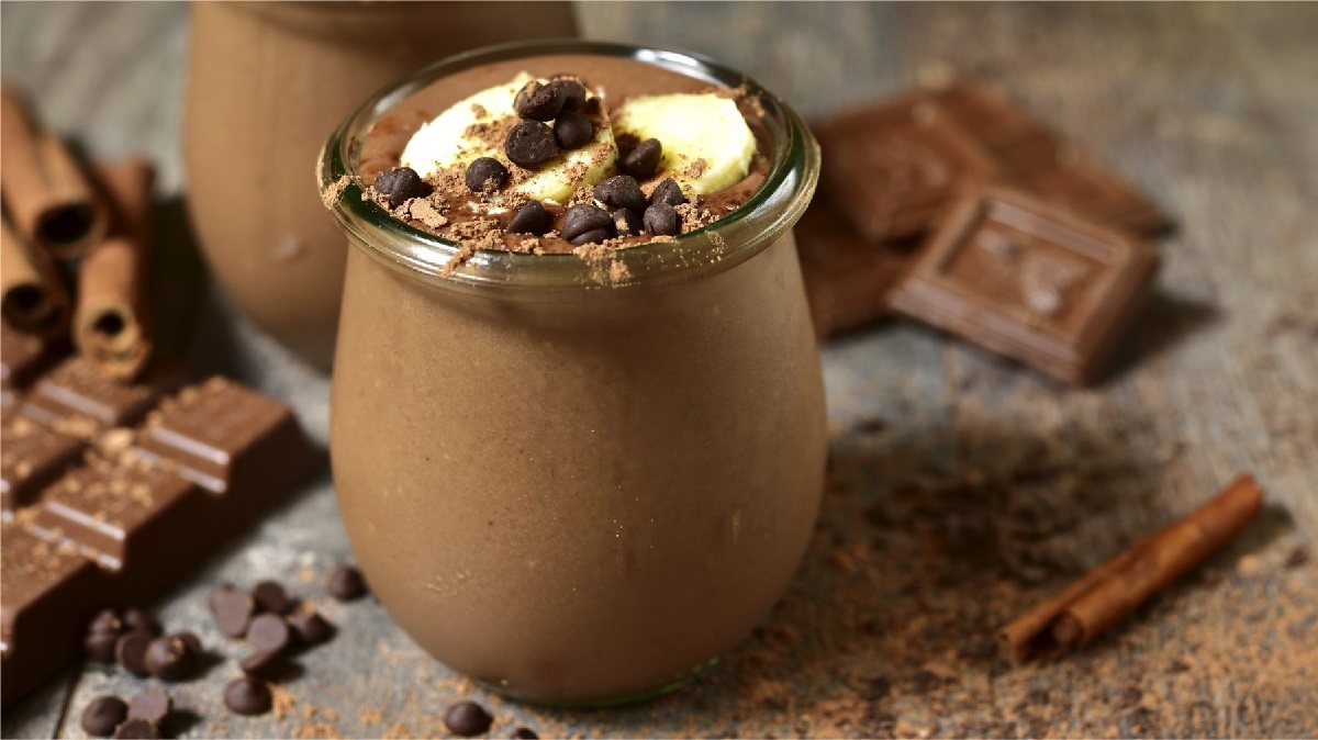 chocolate-banana-peanut-butter-protein-shake-recipe
