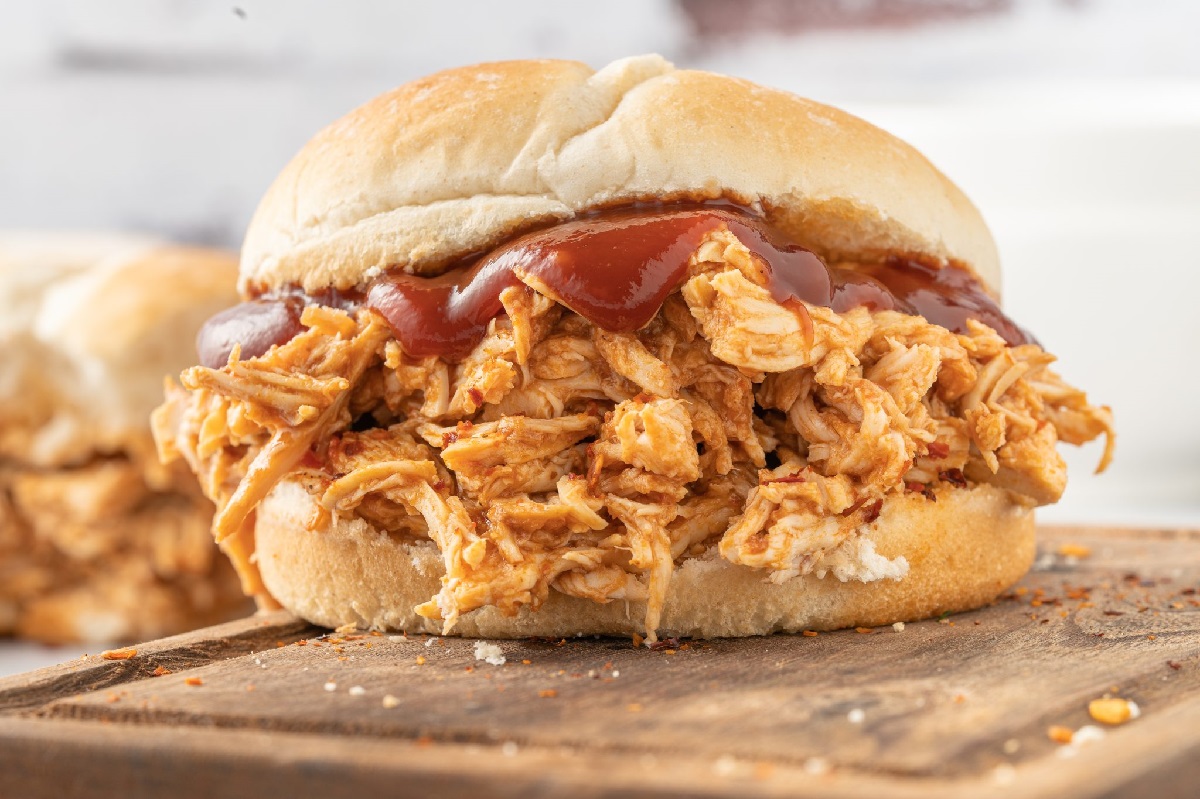 hot-shredded-chicken-sandwiches-recipe